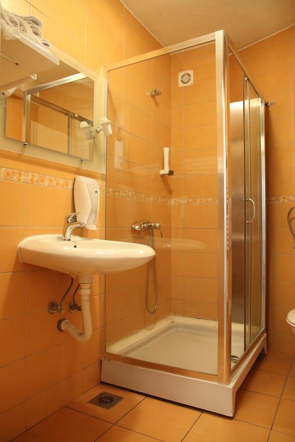 Aparthotel Park Brčko Eksteriør bilde